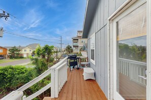 House (1 Bedroom) | Interior - 1BR Home w/ Outdoor Shower, Steps to Beach (Holly Ridge)
