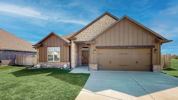 House (3 Bedrooms) | Bahagian dalam