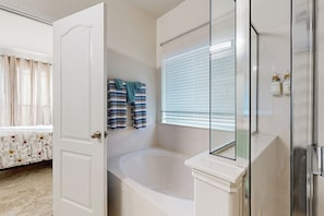 House (3 Bedrooms) | Interior - Inviting Home w/ Enlosed Yard & Gas Grill (Round Rock)