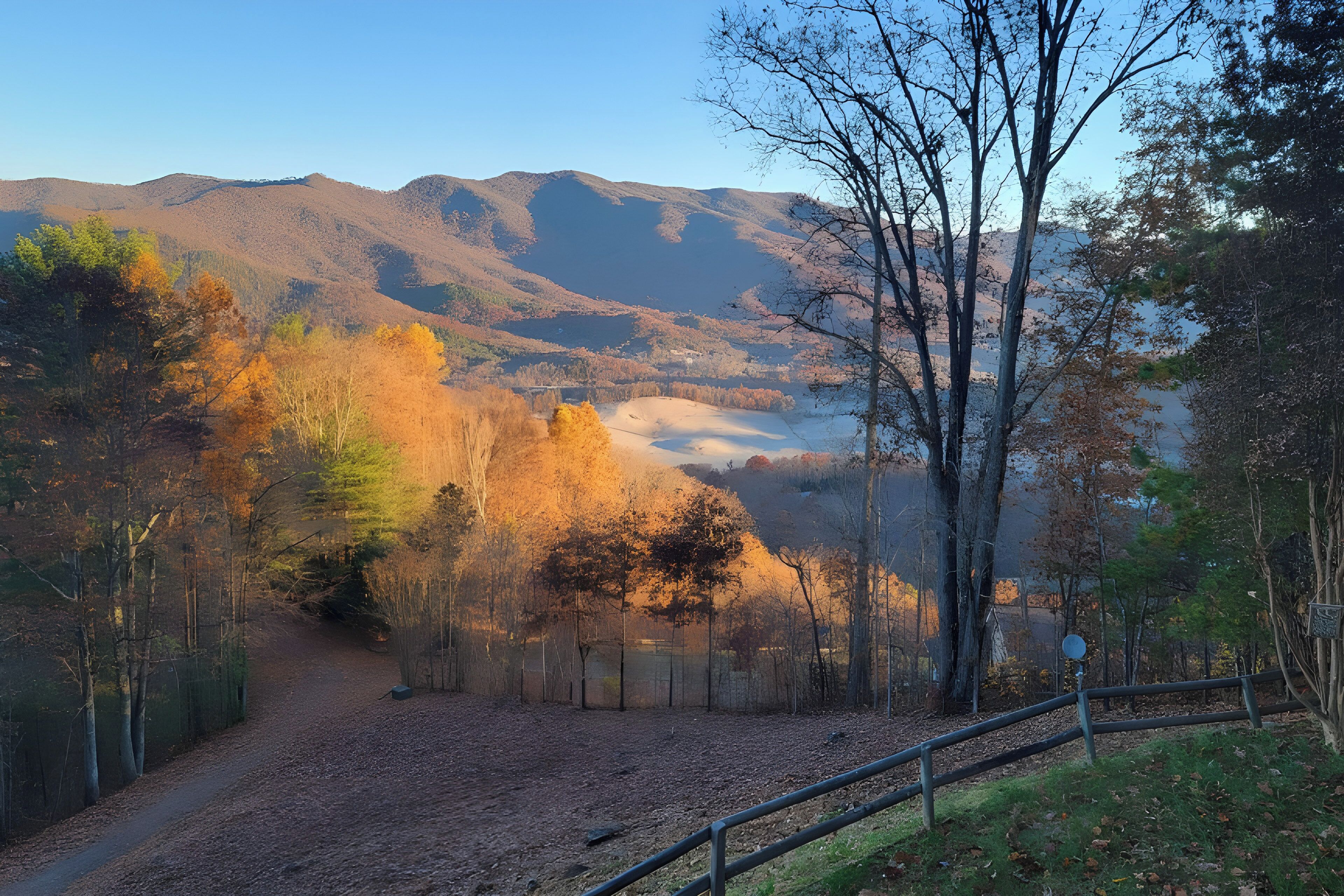 House (3 Bedrooms) | Front of property