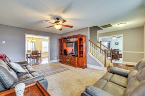 Interior - Wooded Trail On-site, Spacious Simpsonville Home (Simpsonville)