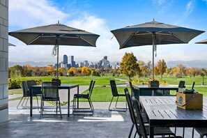 Outdoor dining - New Listing! Walk to City Park & Restaurants |  Extended Stays | Central AC (Denver)
