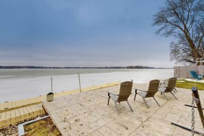 Apartment (3 Bedrooms) | Interior - Lakefront Home w/ Fire Pit on Lake Marie (Antioch)