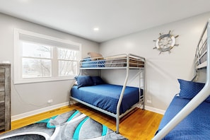 Apartment (3 Bedrooms) | Interior - Lakefront Home w/ Fire Pit on Lake Marie (Antioch)