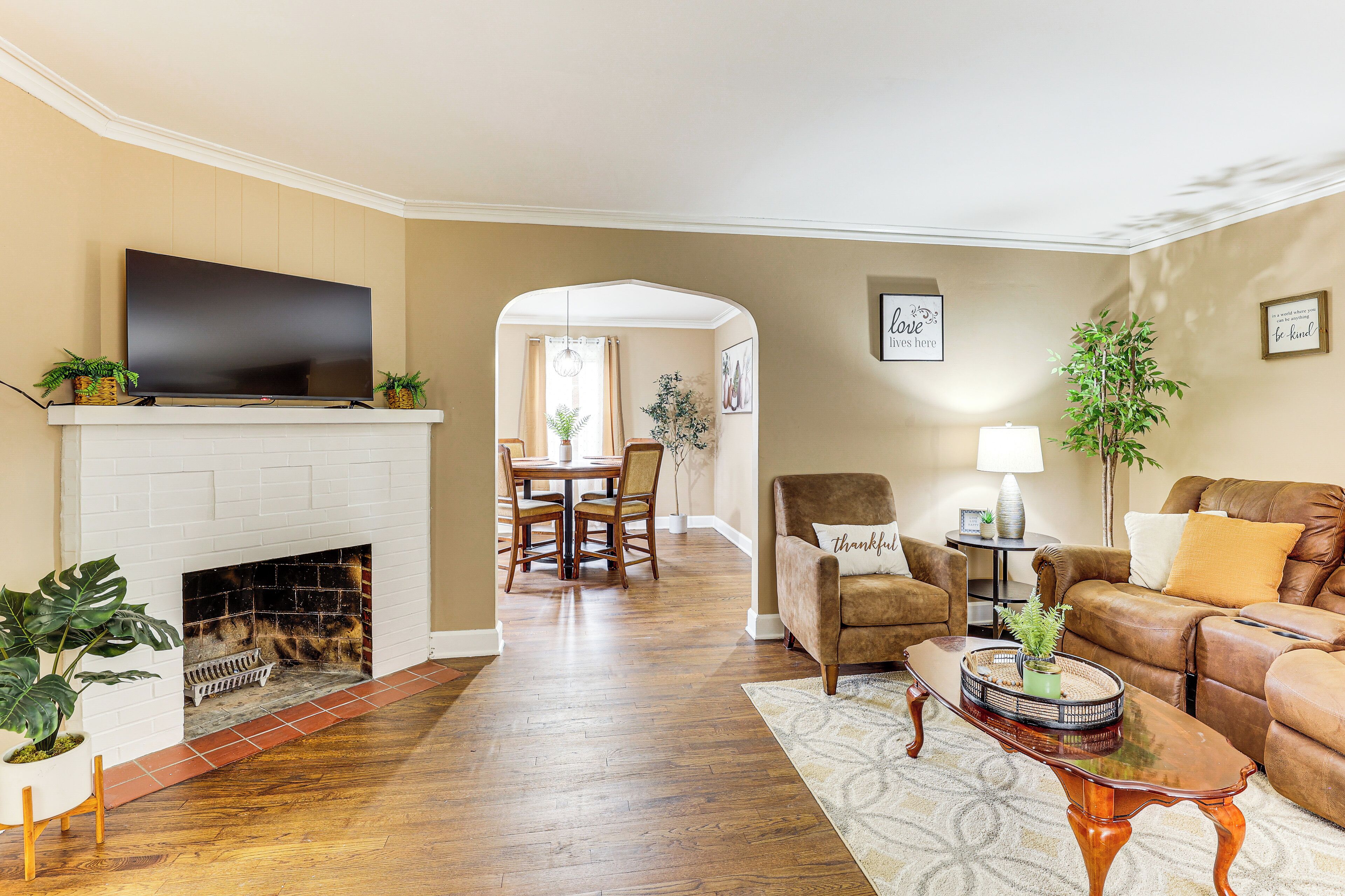 House (3 Bedrooms) | Interior