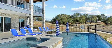 單棟房屋 (4 Bedrooms) | 內部