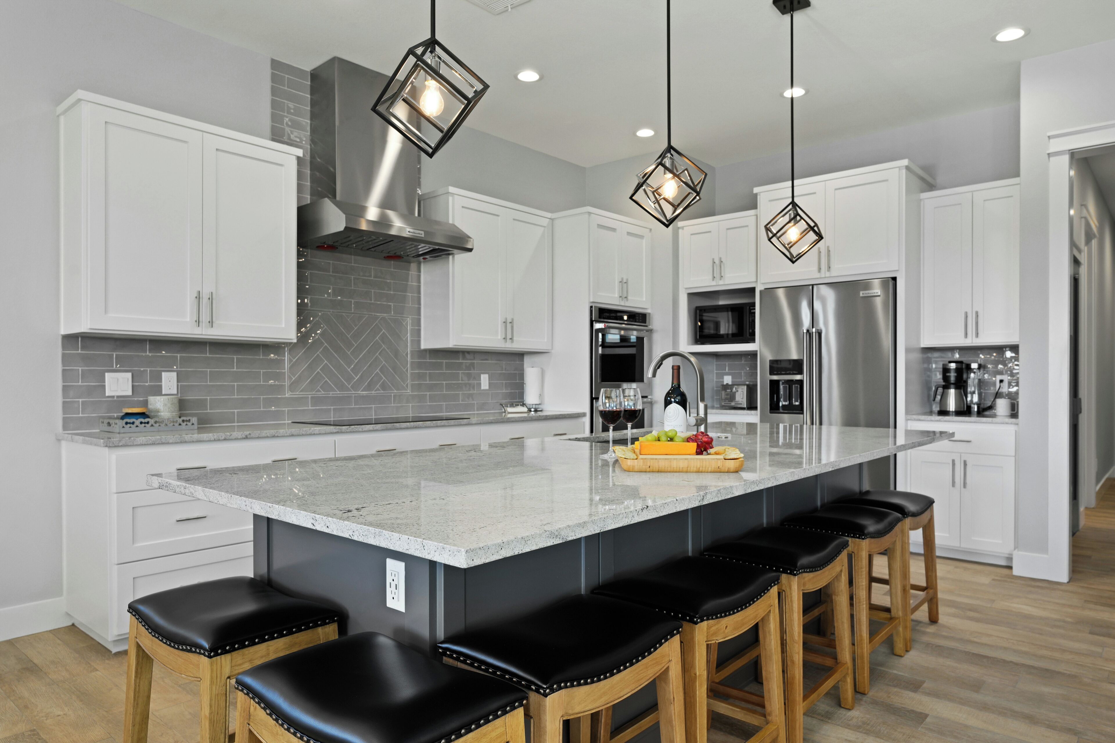 House (4 Bedrooms) | Interior