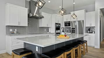 Rumah (4 Bedrooms) | Interior