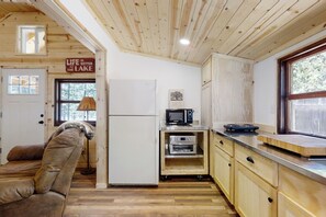 House (2 Bedrooms) | Bahagian dalam