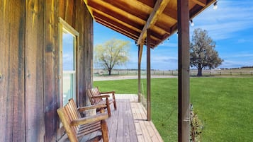 House (1 Bedroom) | Interior