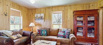 1 BR Bunk House on Long Hollow Ranch, Dog Friendly