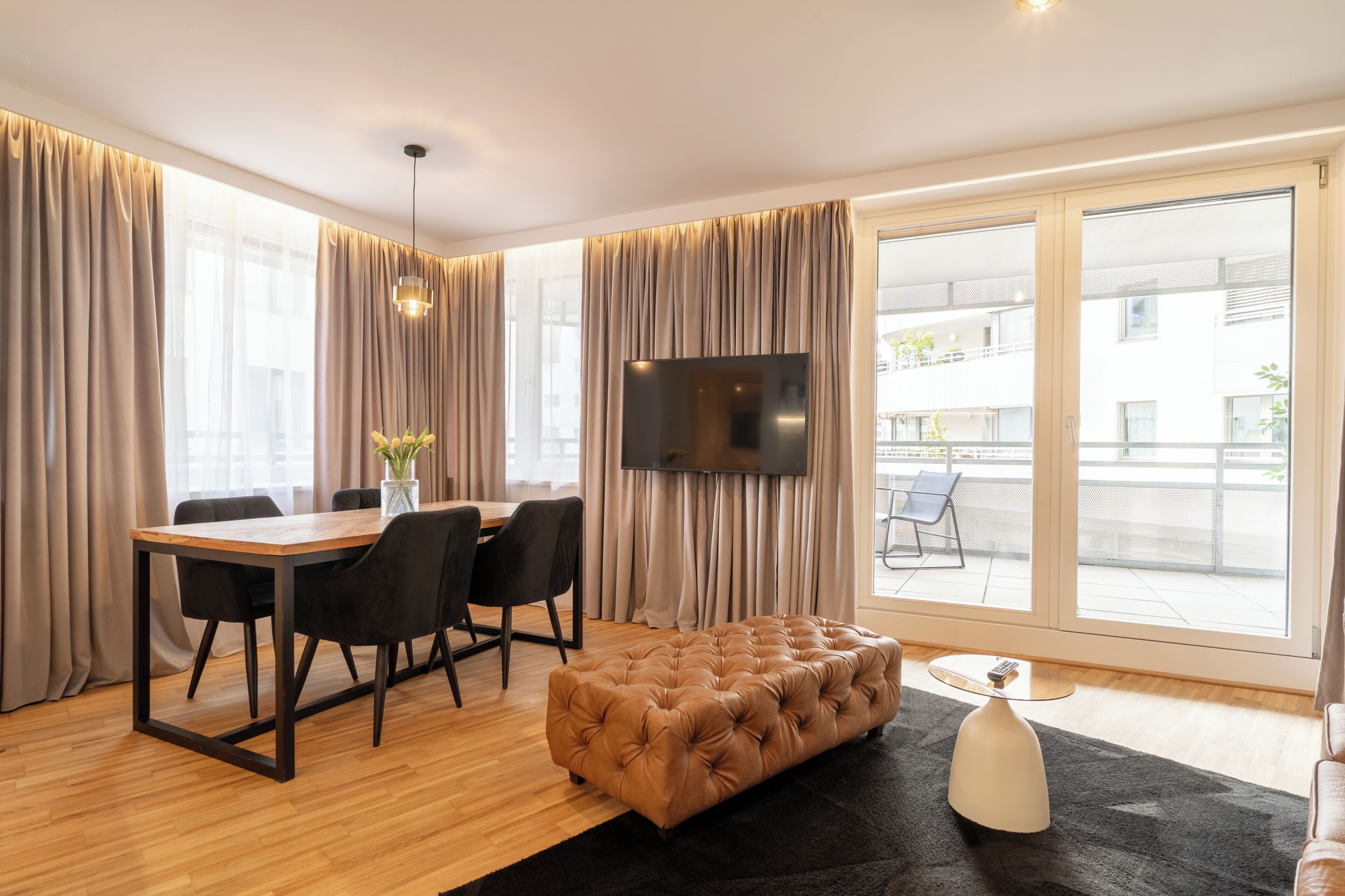 Departamento Deluxe, 1 habitación, balcón | Área de sala de estar