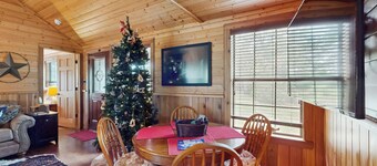 Water-view Cabin w/ Front Porch, W & D, Streaming