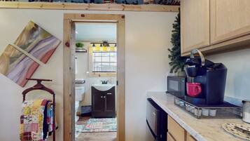 House (1 Bedroom) | Interior