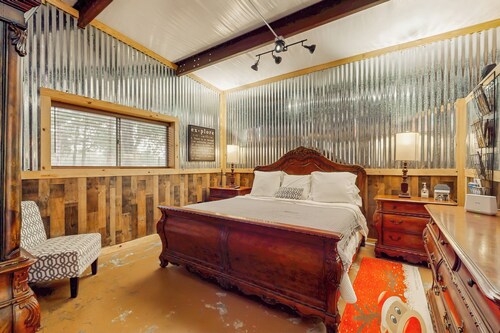 4 Cabins - Reindeer Ranch at Round Top