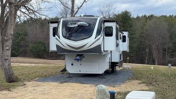 Apartment (1 Bedroom) | Interior