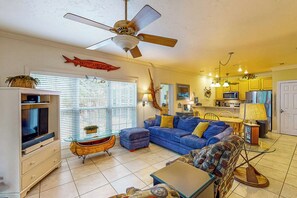 House (3 Bedrooms) | Interior - Dog-friendly Riverfront 3BR w/ Fire Pit & Dock (Bell)