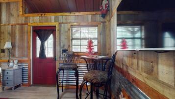 House (1 Bedroom) | Interior