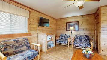 Apartment (2 Bedrooms) | Front of property