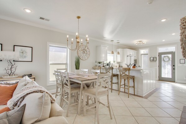 Interior - Newly Renovated Family Home on Tennessee River! (Savannah)