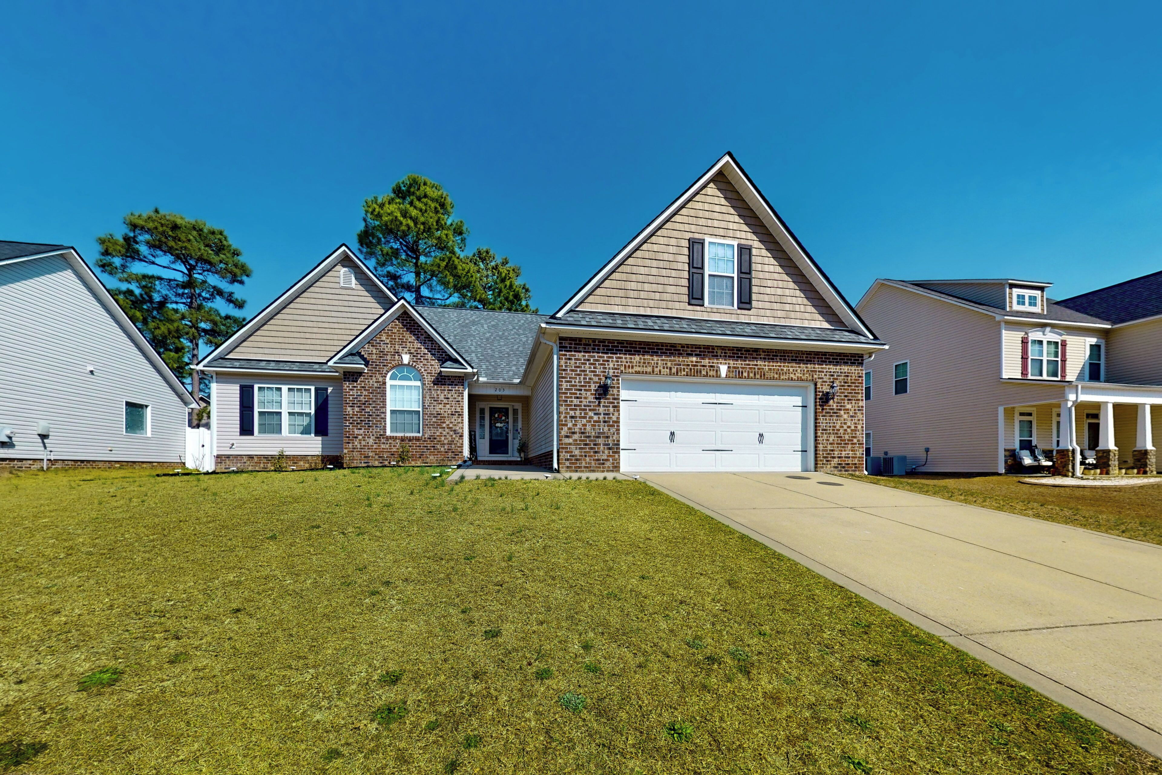 House (3 Bedrooms) | Front of property