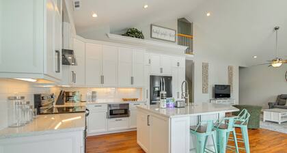 Spacious Home w/ Oceanside Village Resort Perks!