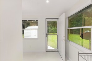 House (3 Bedrooms) | Interior - A Ray of Turquoise: Charming Home! (Belleview)