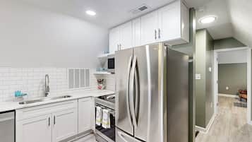 House (1 Bedroom) | Interior