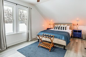 Interior - Walkable & Modern! Syracuse Home Near Campus (Syracuse)