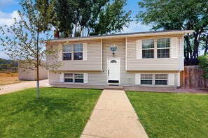 House (4 Bedrooms) | Interior - History, Hikes & Cozy Nights: Parowan Gem w/ Deck! (Parowan)
