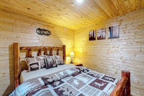 House (4 Bedrooms) | Interior - 4BR Wooded Acreage w/ Hot Tub & Game Room (Columbus)