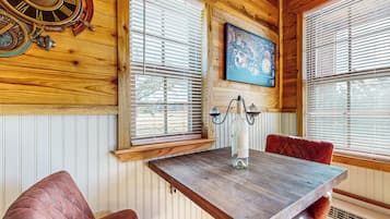 Huis (2 Bedrooms) | Interieur