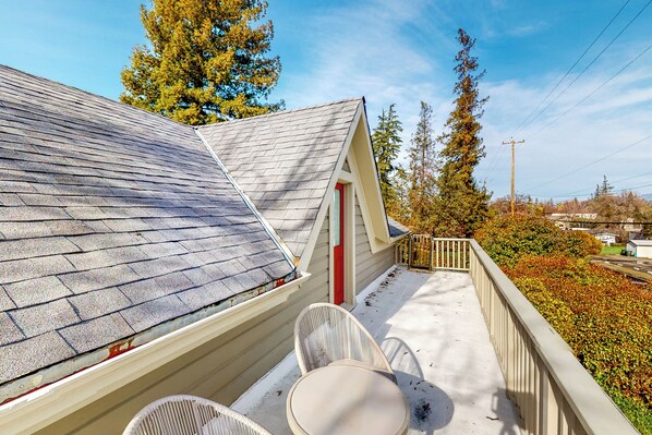 House (5 Bedrooms) | Interior - Forbestown Retreat: Easy Access to Clear Lake (Lakeport)