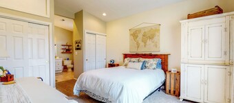 Homested Cottage: Home on Beautiful Farmland