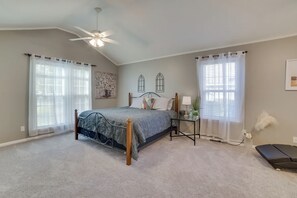 Hús (3 Bedrooms) | Að innan