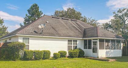 3 BR Cozy Family Home w/ Playground