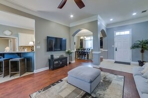 Hús (3 Bedrooms) | Að innan