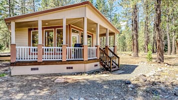 House (3 Bedrooms) | Front of property