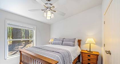 Dog-friendly 3BR on 200 Acres w/ River Access