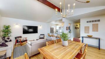 House (2 Bedrooms) | Front of property