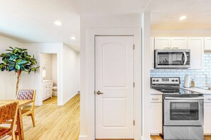 House (2 Bedrooms) | Bahagian dalam