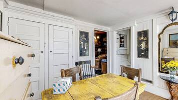 Apartemen (6 Bedrooms) | Interior