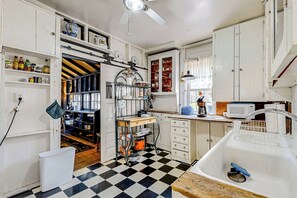 Apartemen (6 Bedrooms) | Interior