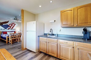 House (1 Bedroom) | Interior - Lakefront, Pet-friendly 1BR w/ Porch & Fire Pit (Murphysboro)