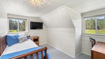 House (Multiple Bedrooms) | Interior