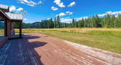 Dog-friendly 3BR on 200 Acres w/ River Access