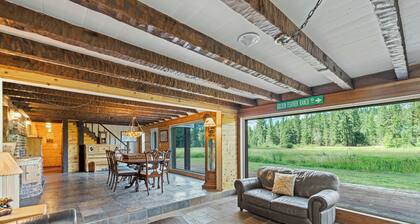 Dog-friendly 3BR on 200 Acres w/ River Access