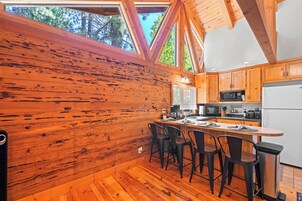 Casa (2 Bedrooms) | Interior