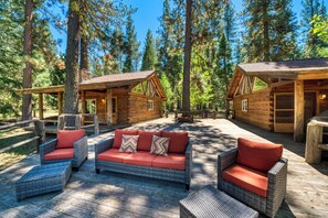 House (2 Bedrooms) | Interior - 2 Riverfront, Dog-friendly Cabins on 200 Acres (Blairsden-Graeagle)