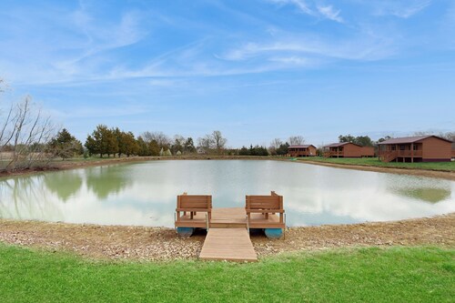 Blue Line Resort - All 3 Cabins!